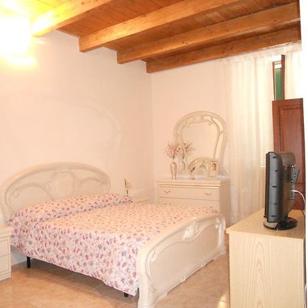 Guest House Efisio Alghero Zewnętrze zdjęcie